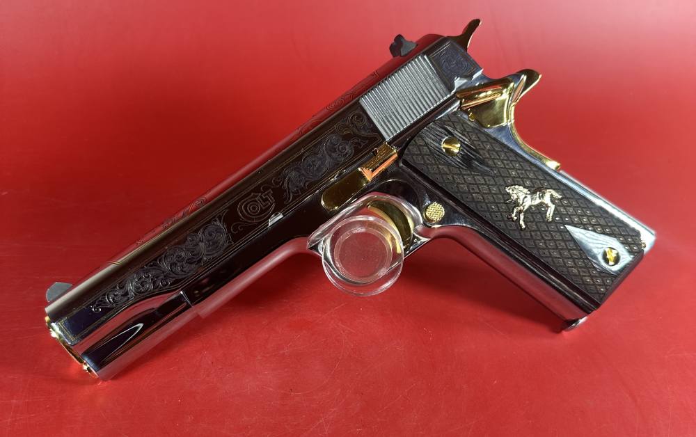 Colt 1911 38 Super Engraved with Gold – Davidson’s Deluxe Stainless Edition-img-11