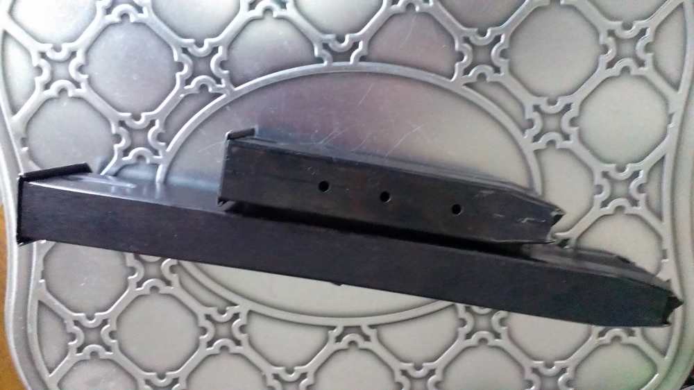 Pair of Ruger P-Series Magazines 9mm 15-Round and 25-Round-img-1