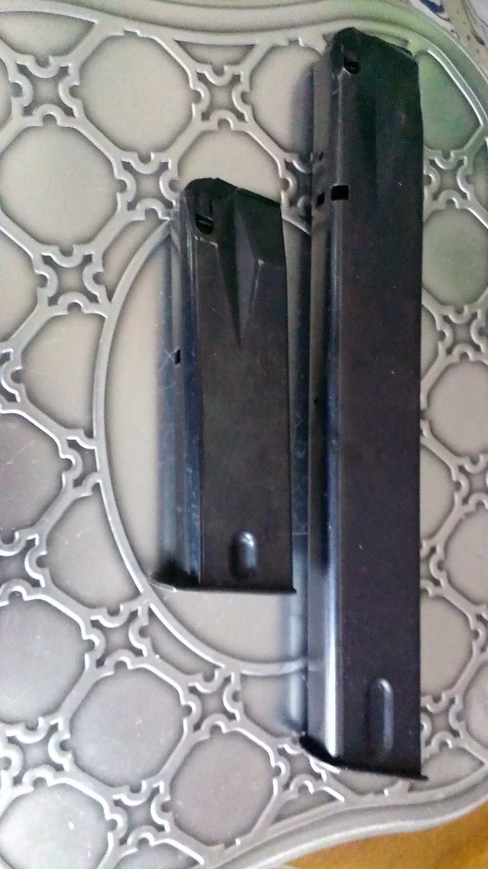 Pair of Ruger P-Series Magazines 9mm 15-Round and 25-Round-img-2