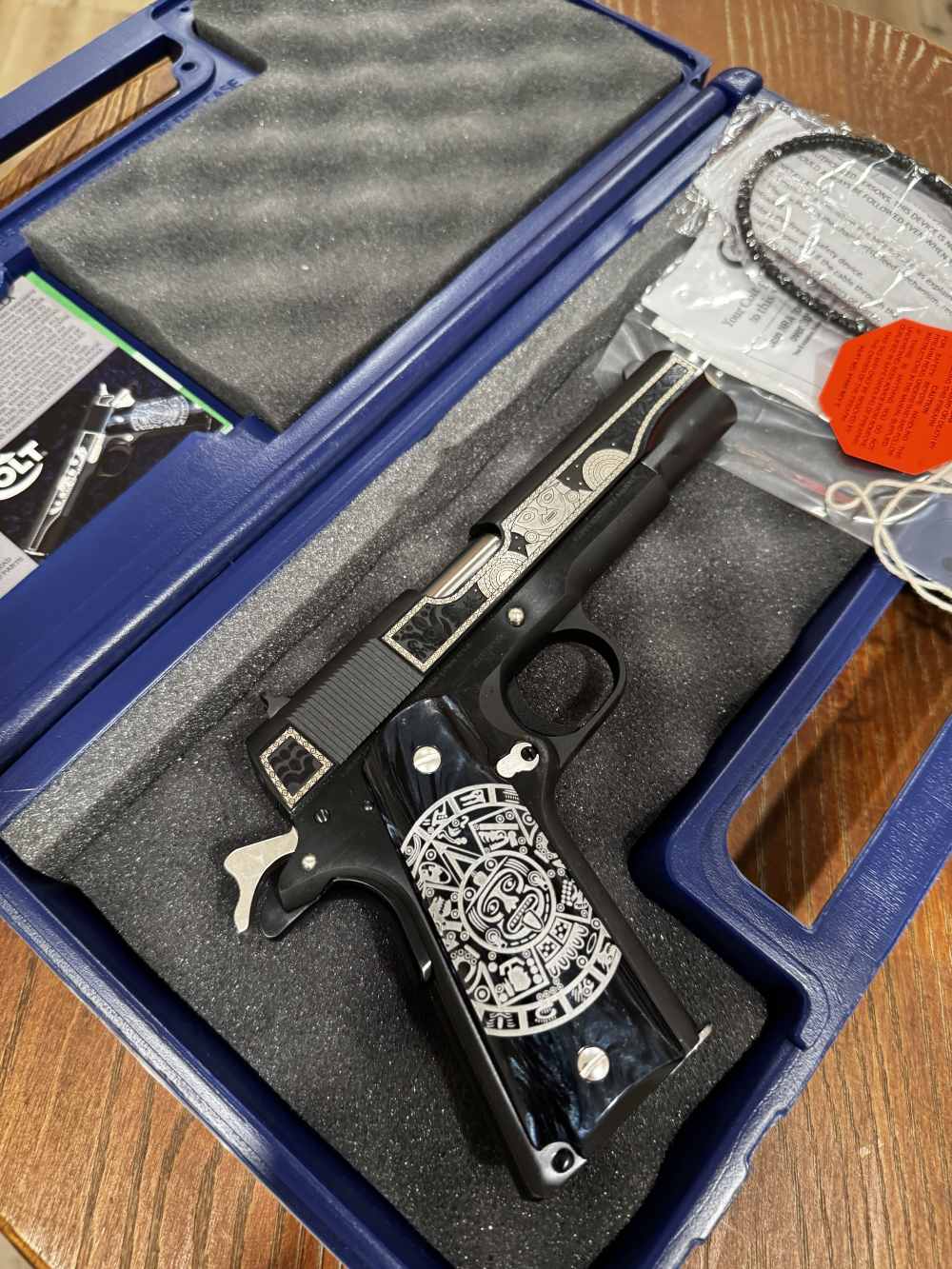 Colt COO1911C38MQM GOV 38SUPER MAMA QUILLA MOON 38 Super Limited -img-5