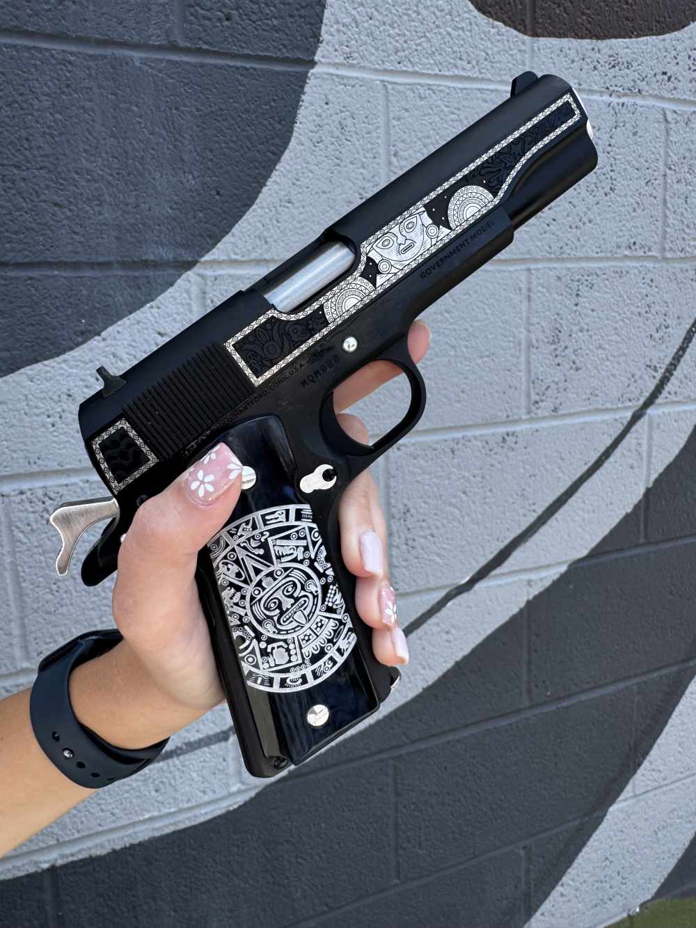 Colt COO1911C38MQM GOV 38SUPER MAMA QUILLA MOON 38 Super Limited -img-0