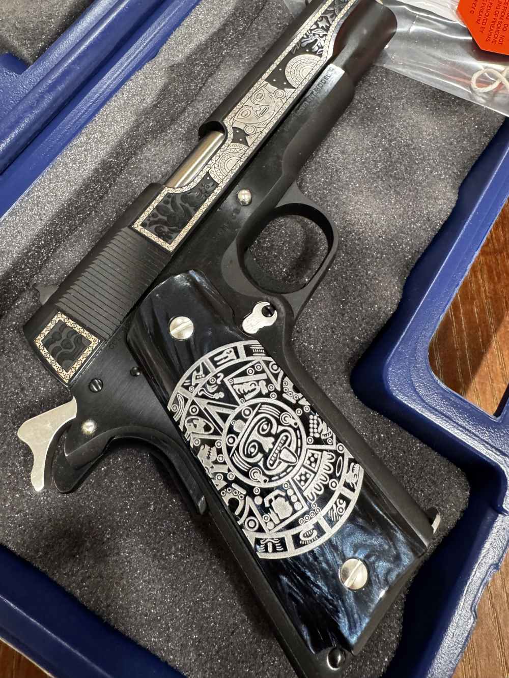 Colt COO1911C38MQM GOV 38SUPER MAMA QUILLA MOON 38 Super Limited -img-6