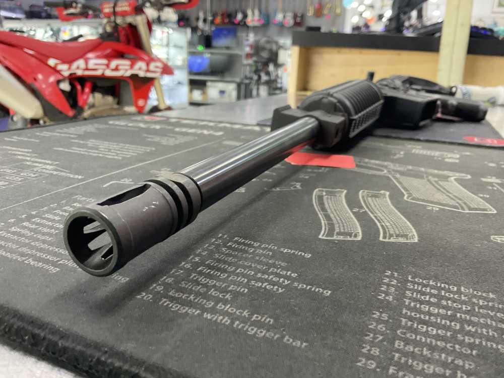 Smith & Wesson M&P-15 sport II 16” 5.56/223 RIFLE NO MAGAZINE -img-10