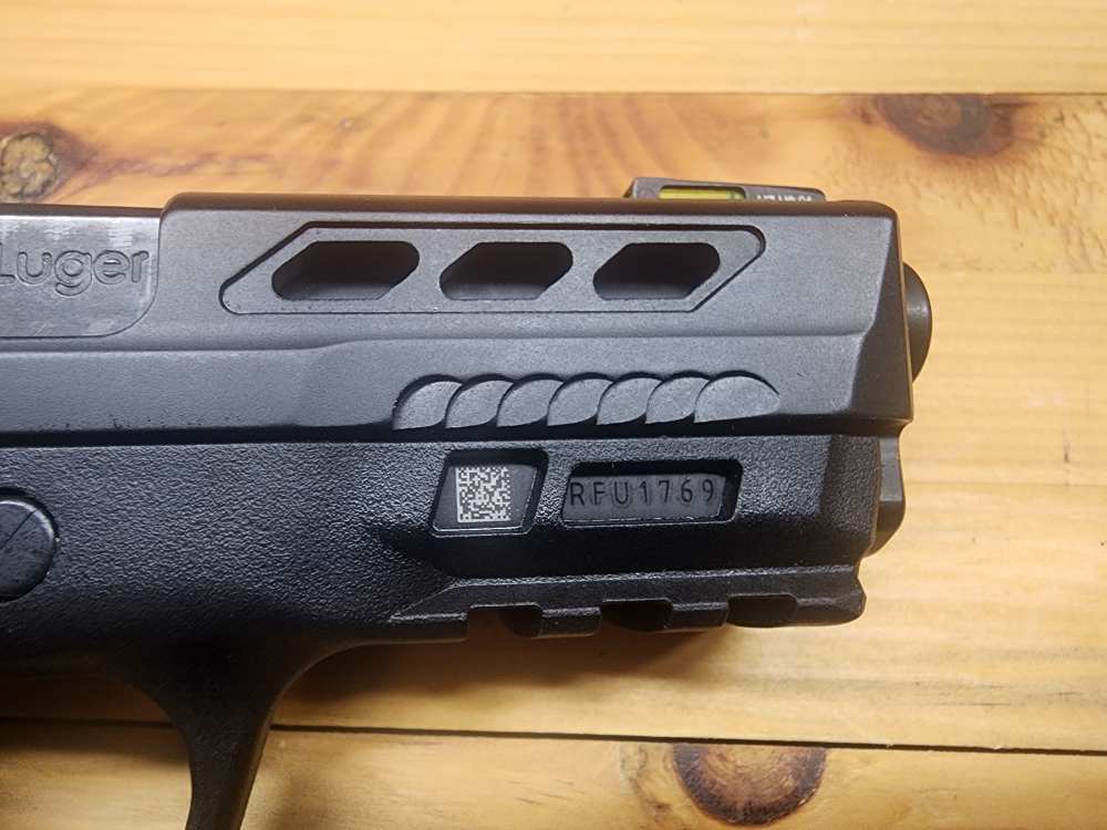 S&W M&P9 Shield EZ - Performance Center-img-6