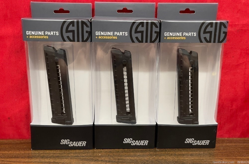 3 Sig Sauer P322 .22 LR 20rd Black Polymer Magazines mags-img-0