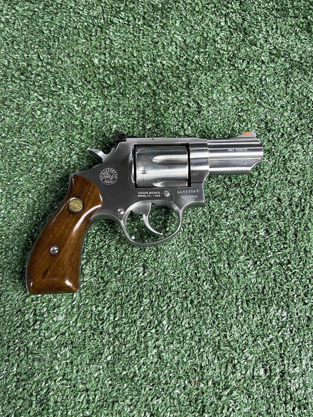 Vintage Taurus model 66 stainless steel 2.5” barrel wood grips RARE model  -img-13