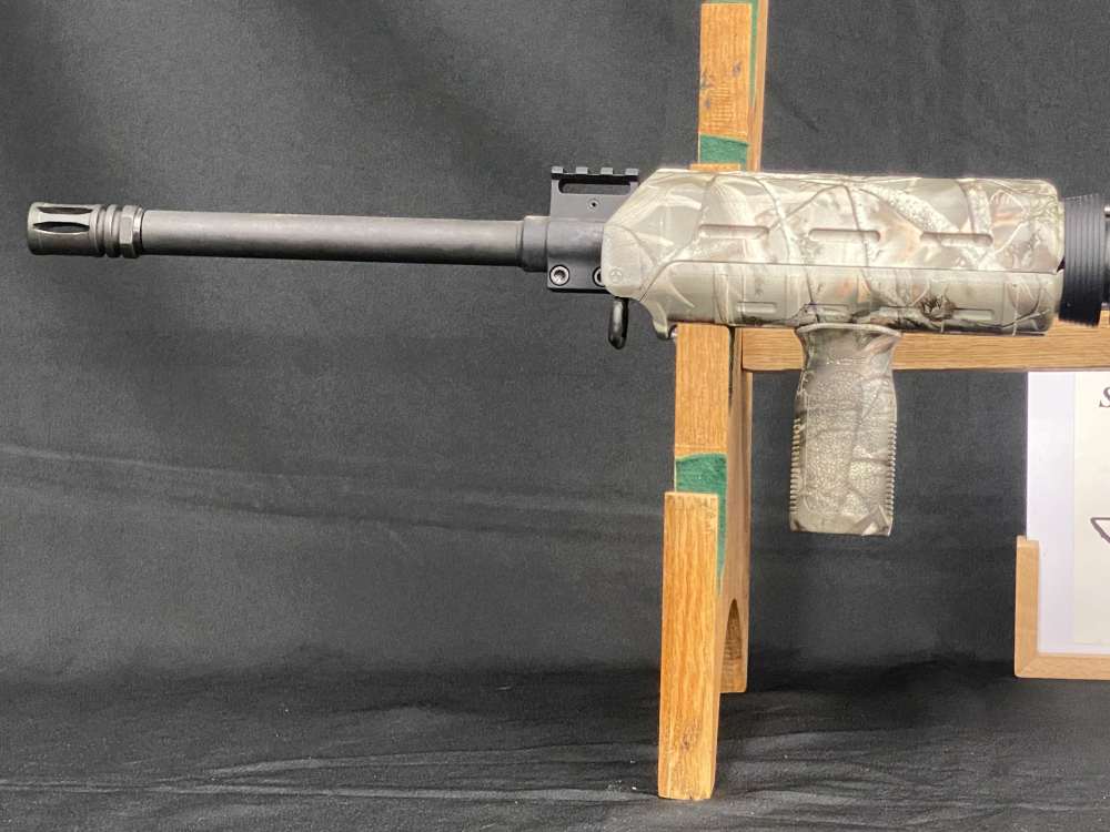 Rock River LAR-15 with light camo furnature-img-1