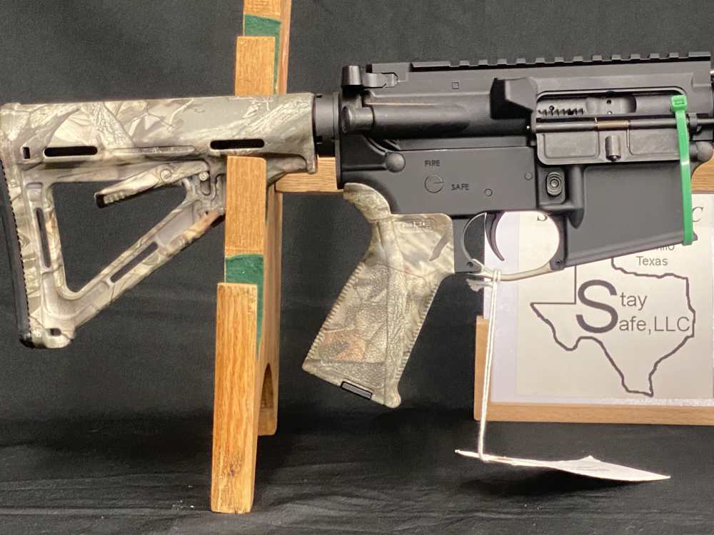 Rock River LAR-15 5.56/.223 Rifle with Camo Furniture-img-8
