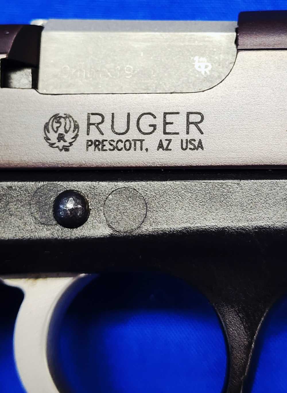 RUGER P95 9MM 3.9" W/ CASE & XTRA MAG, EXC COND, 2009-img-11