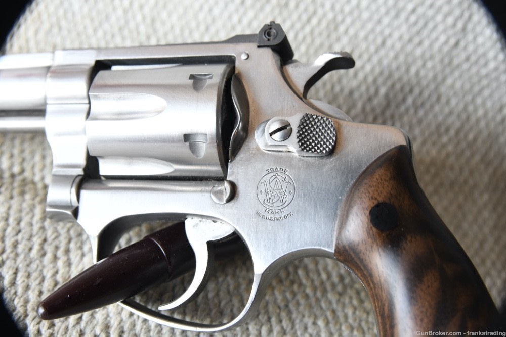 Smith & Wesson S&W Model 63 no dash 22 Caliber kit gun Super Condition-img-2