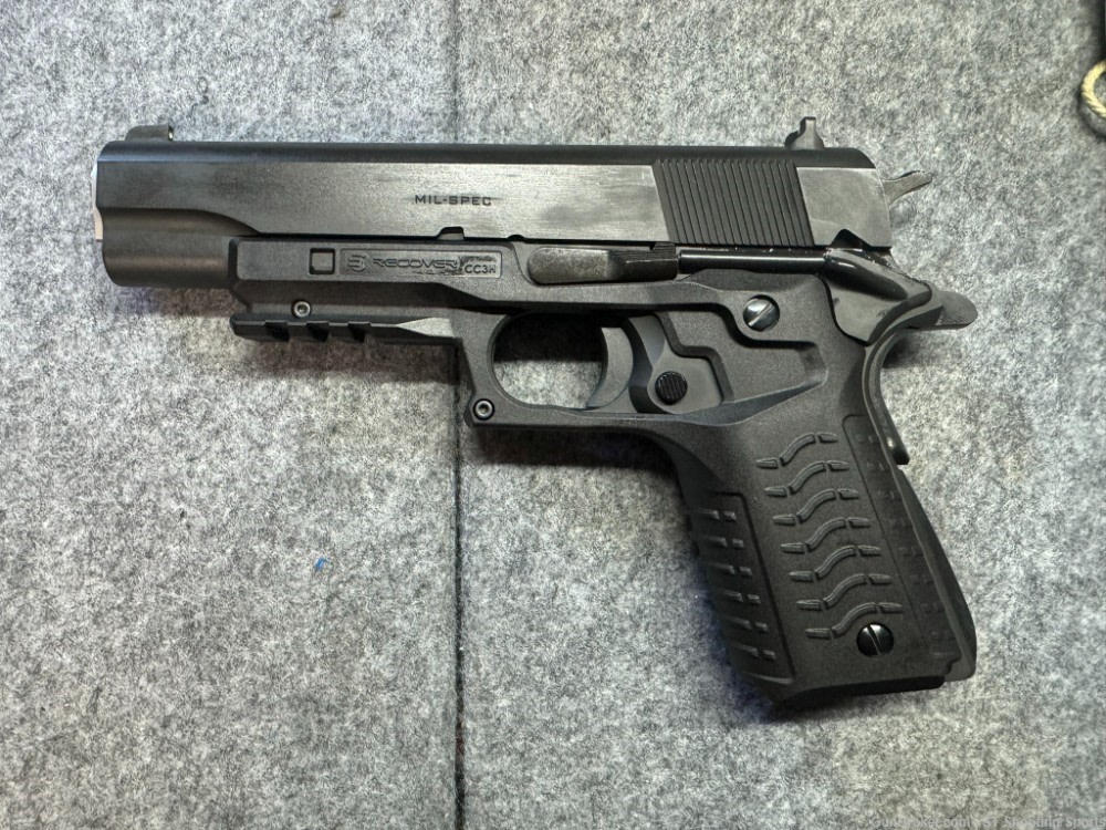 Springfield Armory 1911 Defender 45 Auto (ACP) 5" Barrel-img-1