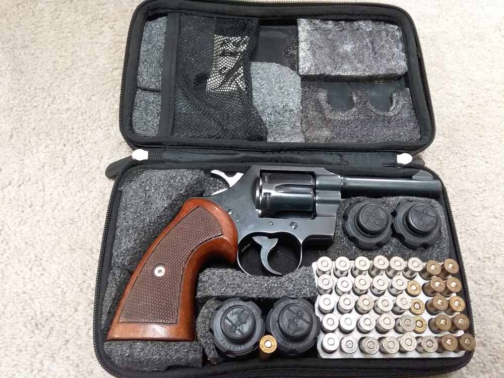 Classic colt official police 38 spl -img-0