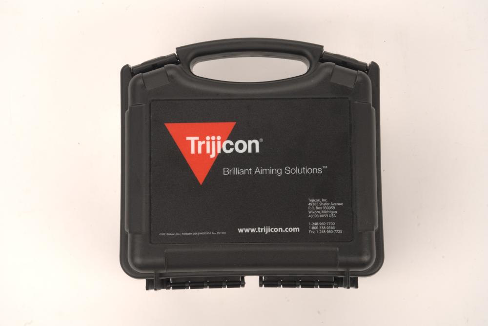Trijicon Acog 4x32 w/TA51 Mount-img-4