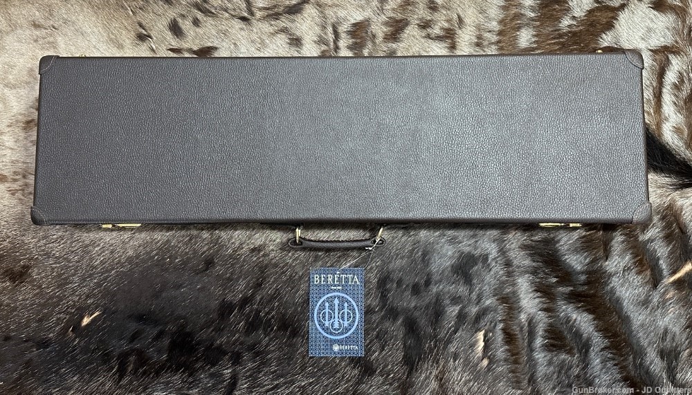NEW BERETTA HARD LEATHER SHOTGUN CASE, UP TO 32" FLUSH CHOKE BARRELS-img-1