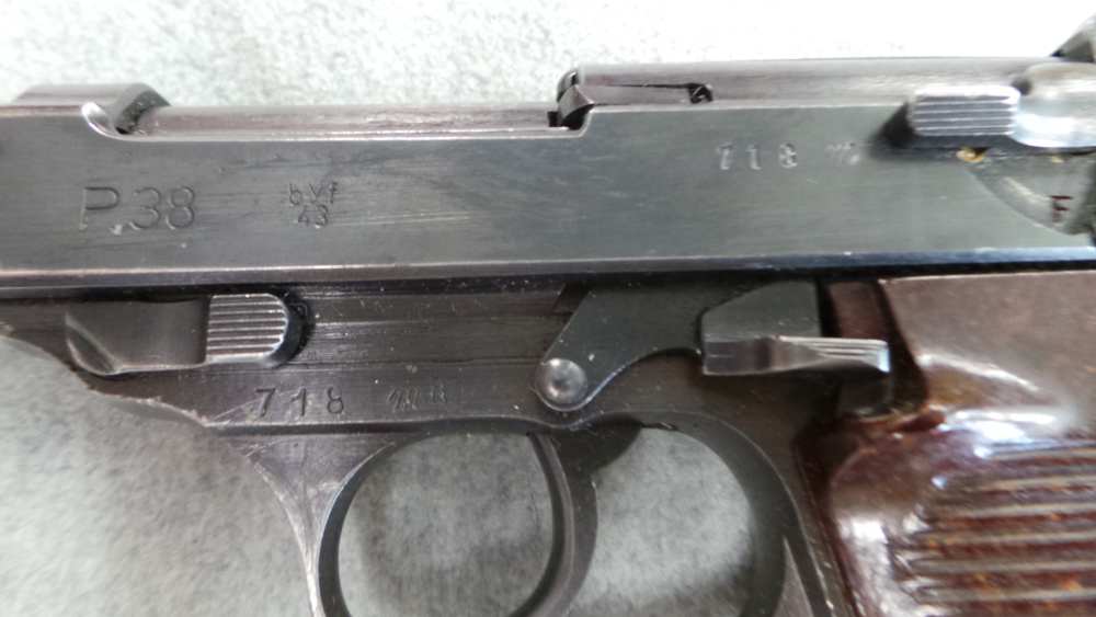 Walther P-38-img-2