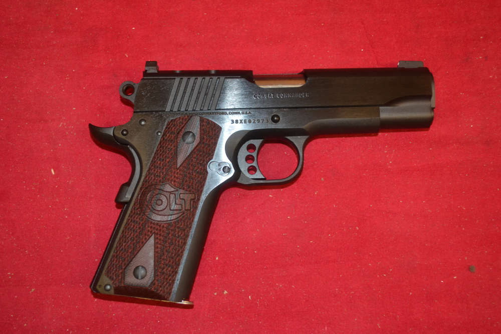 Colt Combat Commander 1911 38Super 4.25"Barrel, New Optic Ready Version.-img-1