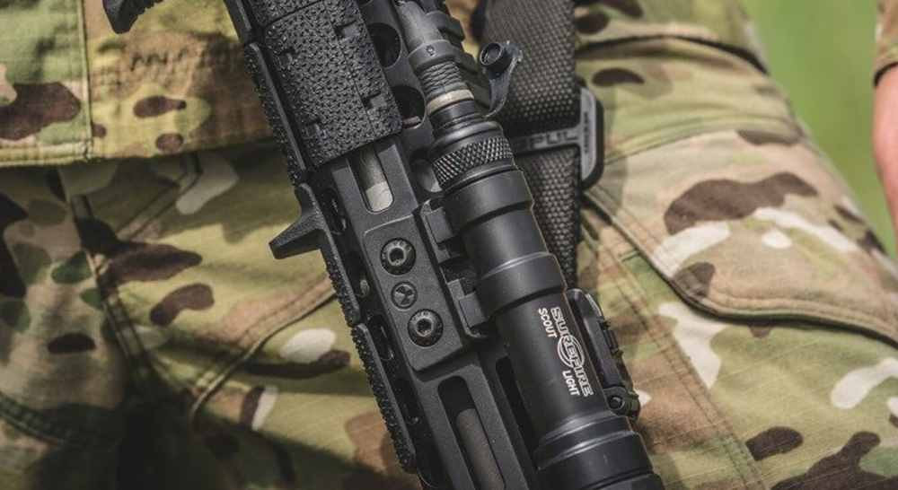Magpul, M-LOK Offset Light / Optic Mount, Ambidextrous, Polymer - BLK-img-4