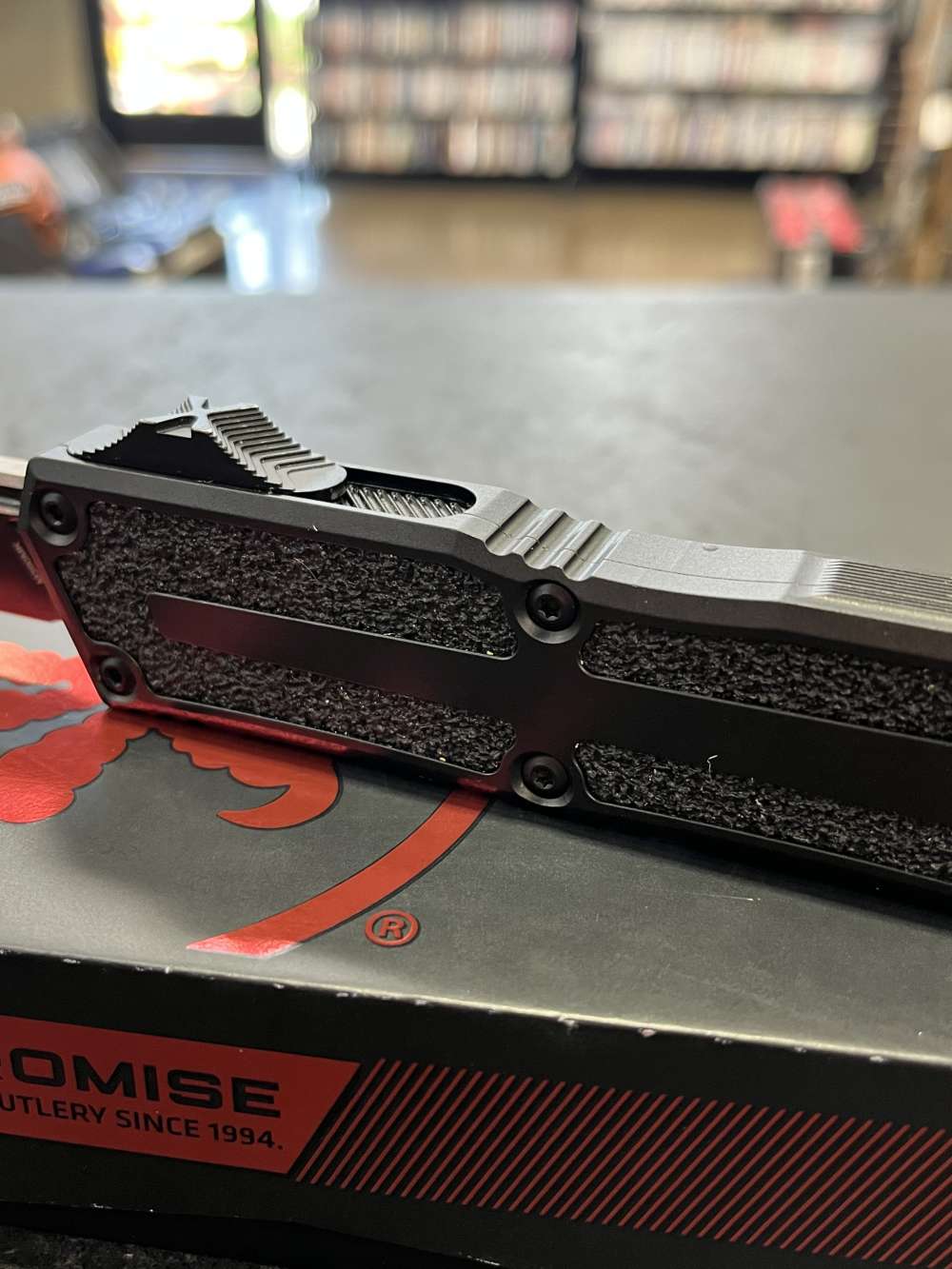 Microtech Scarab II S/E Gen III OTF w/ Box, Papers, Etc -img-7