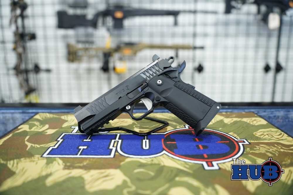 Jacob Grey TWC9-img-1