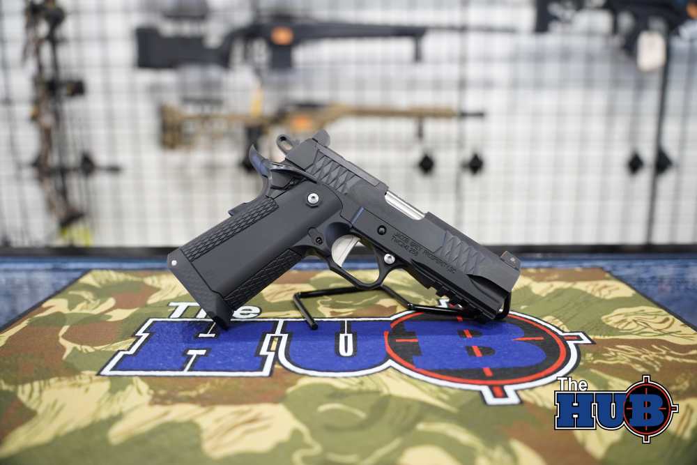 Jacob Grey TWC9-img-0