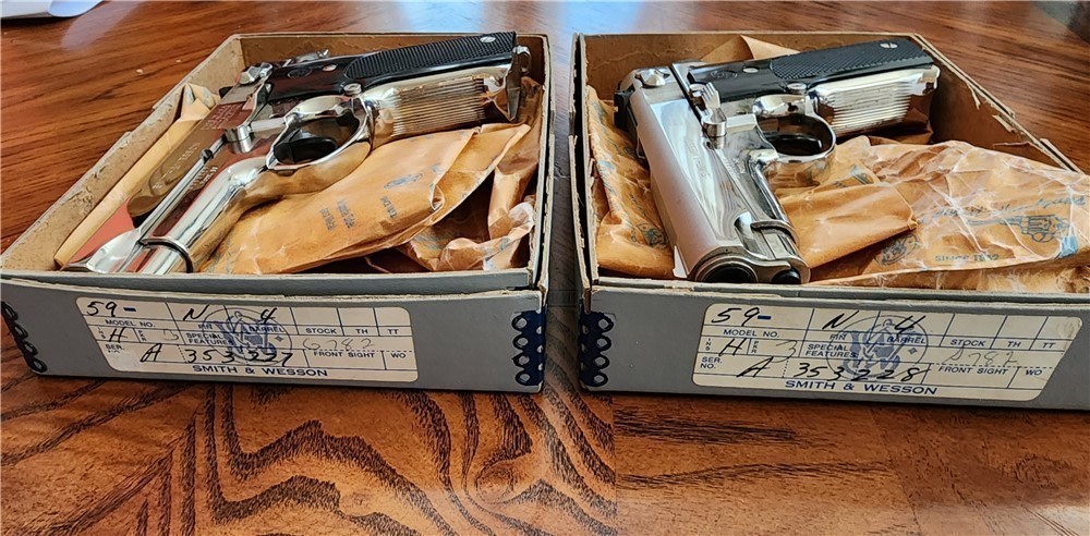 Smith & Wesson Model 59 Consecutive Pair LNIB-img-1