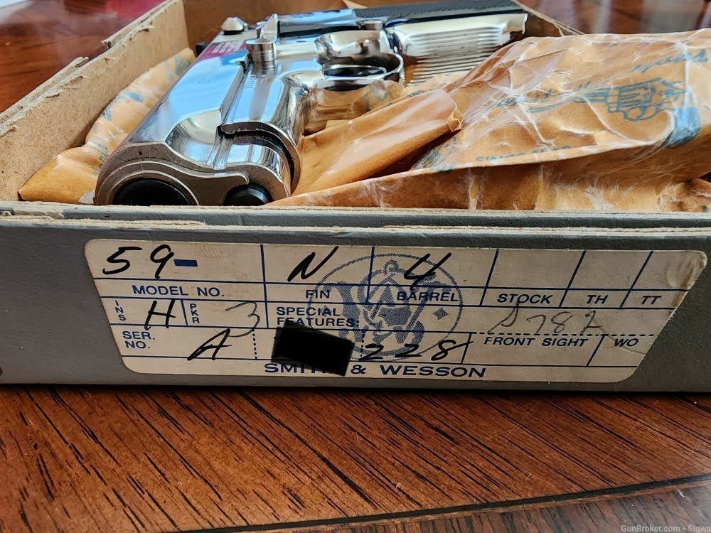 Smith & Wesson Model 59 Consecutive Pair LNIB-img-2