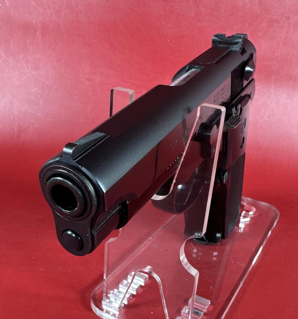 Smith & Wesson S&W Model 59 9mm. 2 15 rd mags, Box Tools Papers. Excellent-img-3
