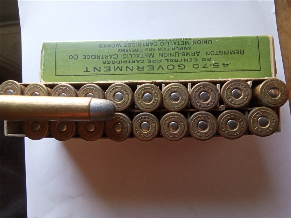 VINTAGE REMINGTON-UMC 45-70 BLACK POWDER 405 GR. AMMO-img-3