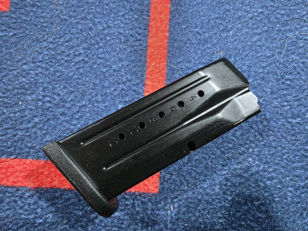 S&W M&P 9C Compact Factory 12 Rd 9mm Magazine *EXLNT* -img-0
