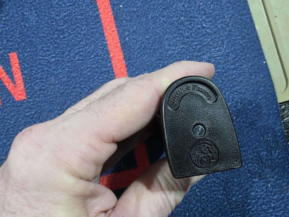 S&W M&P 9C Compact Factory 12 Rd 9mm Magazine *EXLNT* -img-3