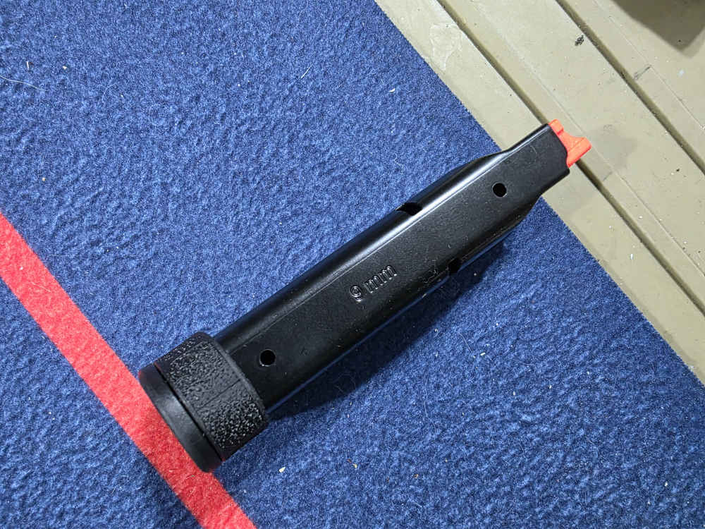 S&W Shield Plus 13 Round Factory 9mm Magazine *EXLNT* -img-2