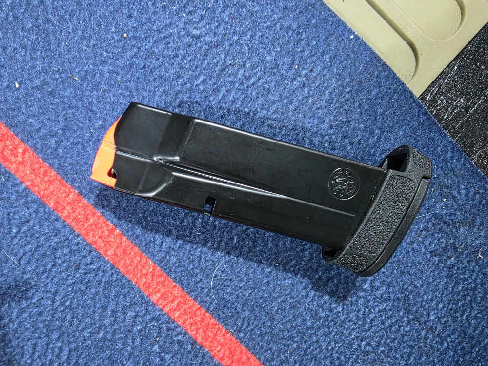 S&W Shield Plus 13 Round Factory 9mm Magazine *EXLNT* -img-1