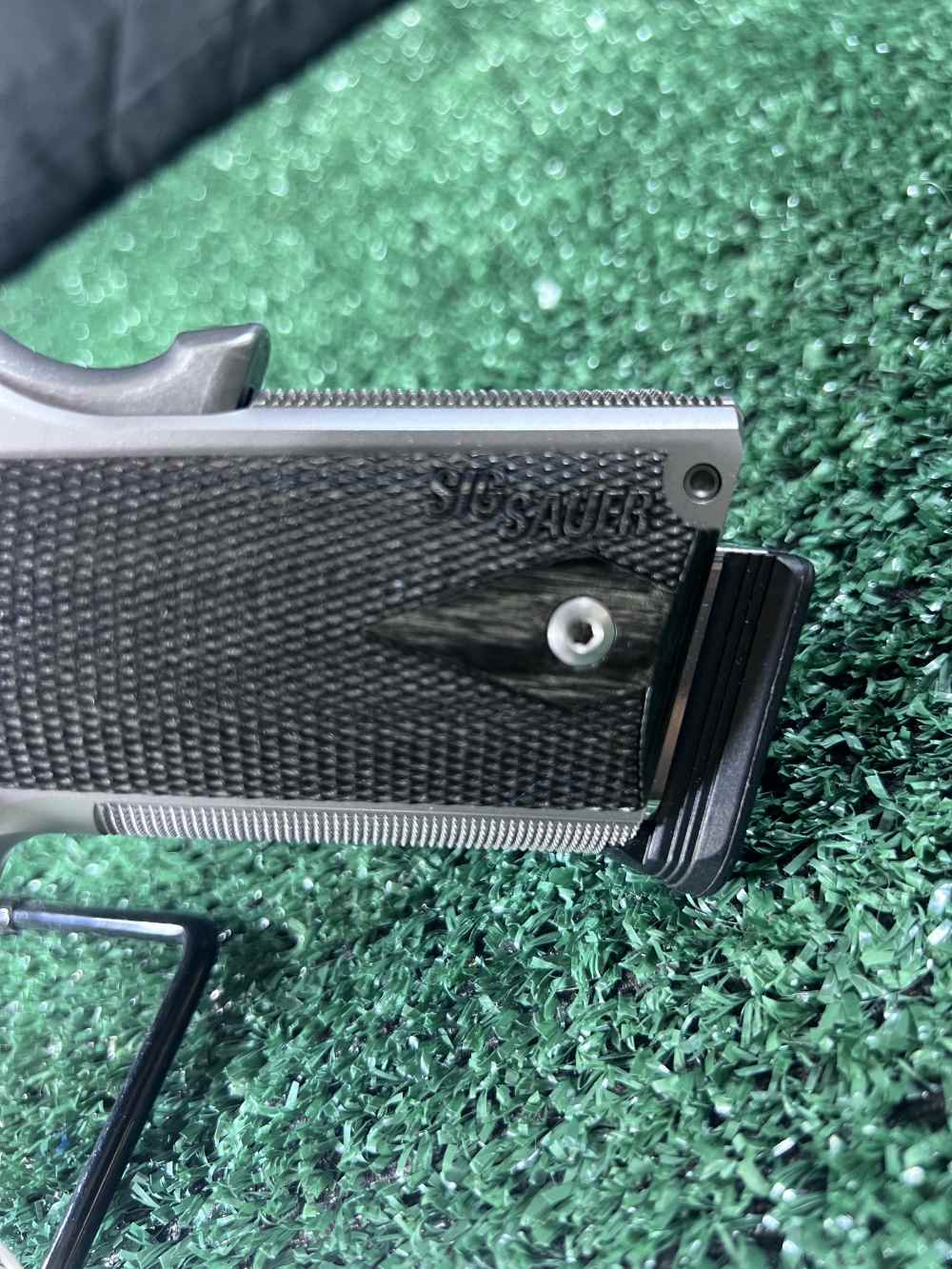 SIG SAUER 1911 45ACP STAINLESS 5" 1911R-45-SSS-CA-img-14