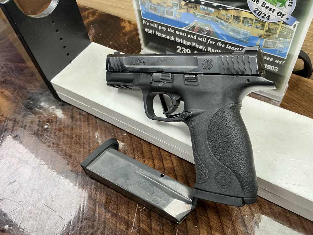 SMITH AND WESSON M&P .45 ACP 11/81 TOWN OF WESTPORT POLICE LAYAWAY 2 MAGS -img-5