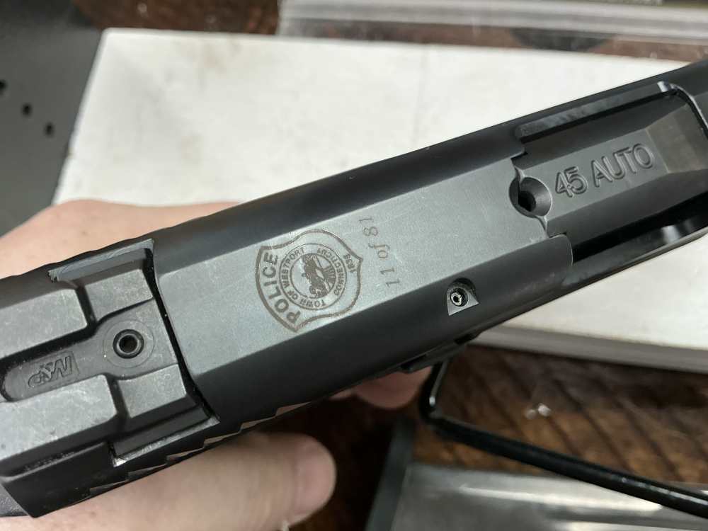 SMITH AND WESSON M&P .45 ACP 11/81 TOWN OF WESTPORT POLICE LAYAWAY 2 MAGS -img-6