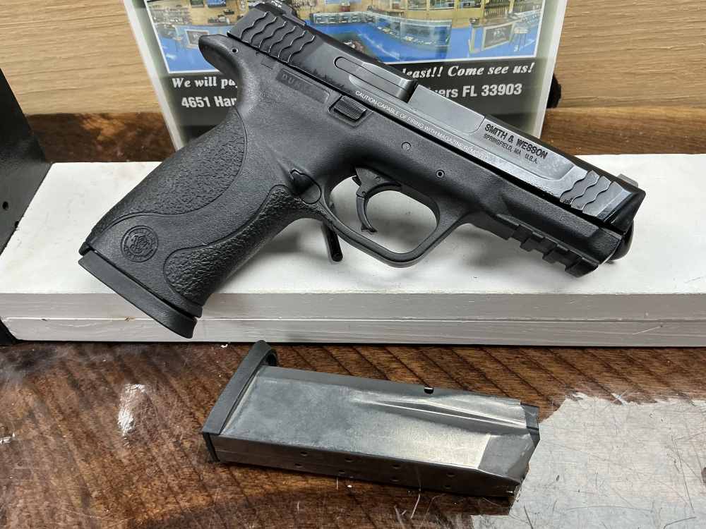SMITH AND WESSON M&P .45 ACP 11/81 TOWN OF WESTPORT POLICE LAYAWAY 2 MAGS -img-10