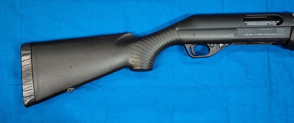 BENELLI NOVA 12GA 18.5" PUMP ACTION SHOTGUN, EXCELLENT CONDITION!-img-1