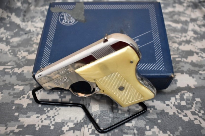Smith & Wesson model 61-2 in .22 Long Rifle -img-0
