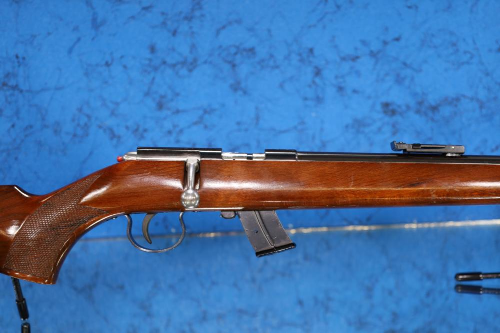 Anschutz 1400/40 Bolt Action 22LR Made in Germany C&R Eligible-img-1