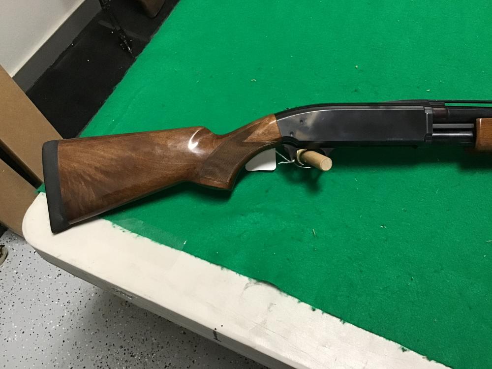 BROWNING 12GA PUMP-img-2