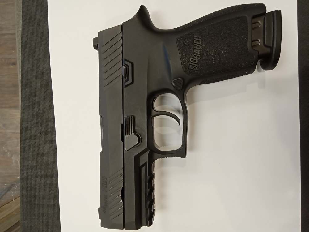 Used Sig Sauer P320 9x19-img-2
