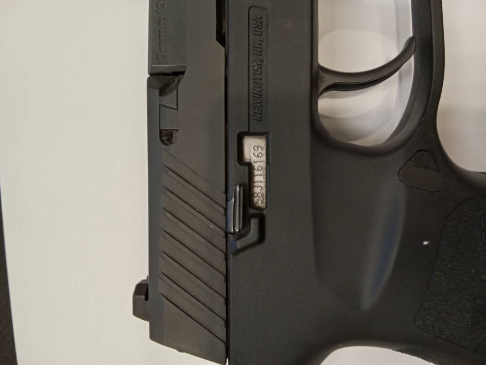 Used Sig Sauer P320 9x19-img-4