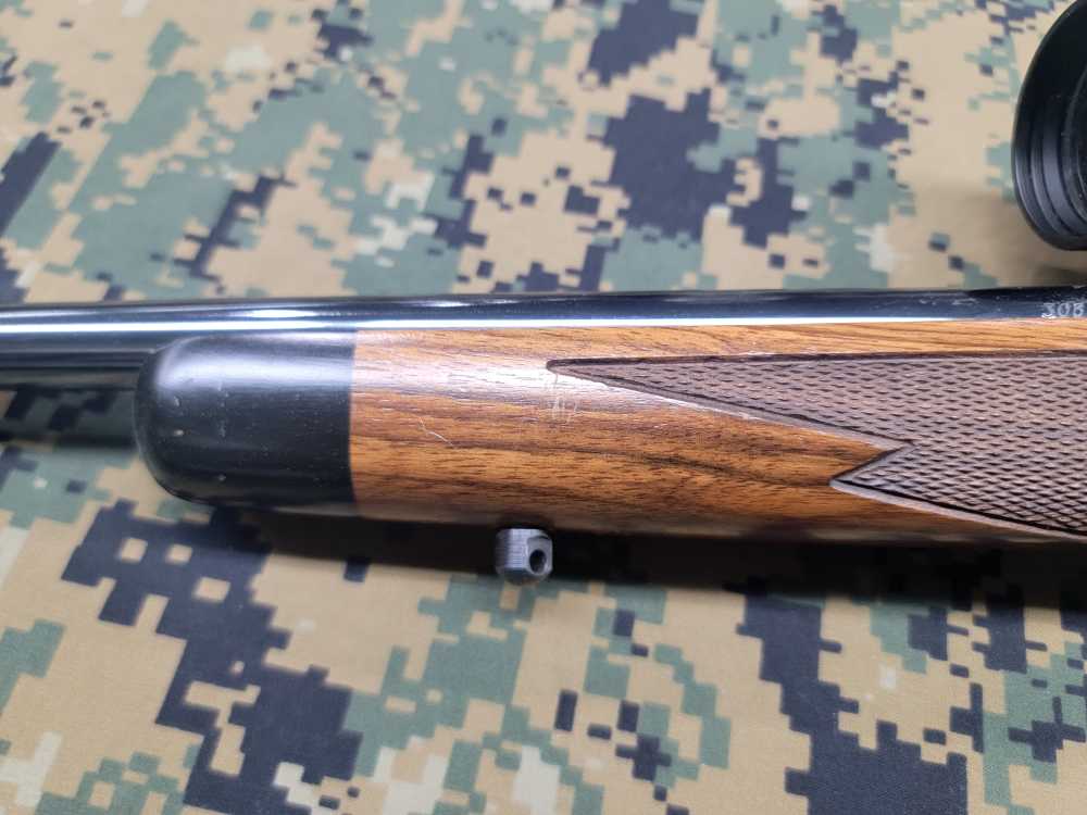 Ruger M77 MarkII 308 with weaver 3-9x40-img-2