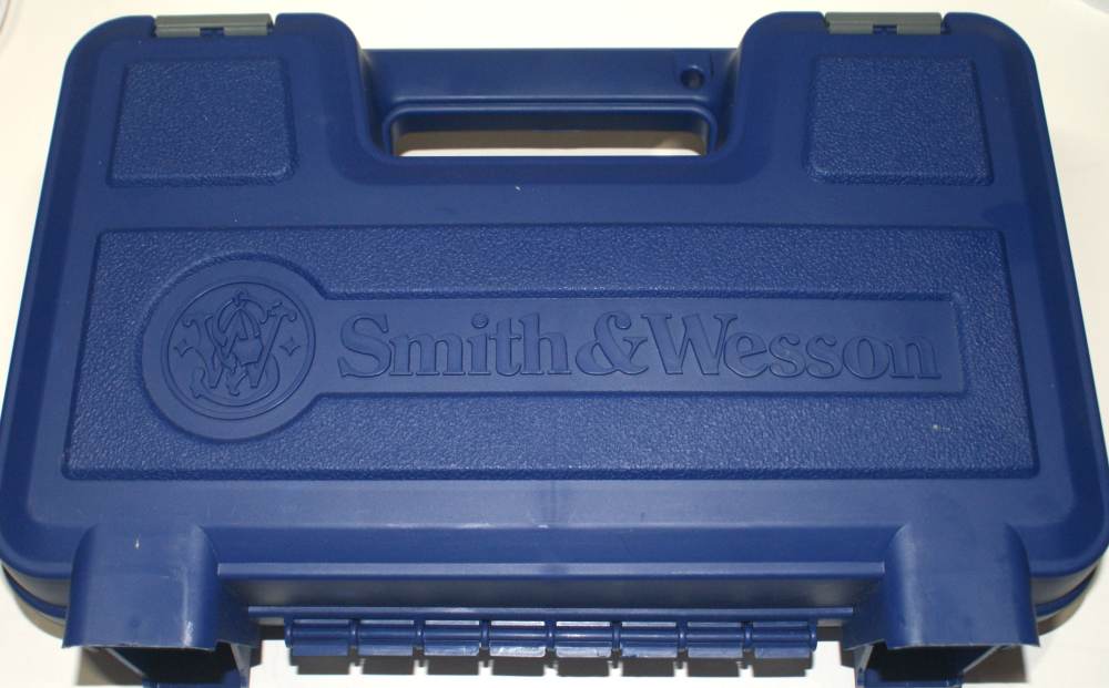 Smith & Wesson Model 586 Classic – 4" .357 Magnum  Remaking the Legends-img-5