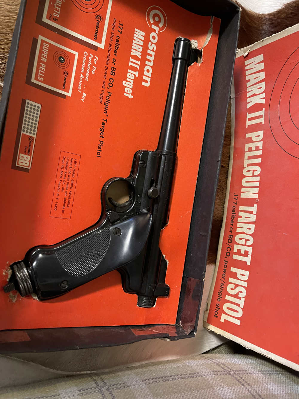 Air Pistol Crosman Mark II Pellgun Target in box-img-1