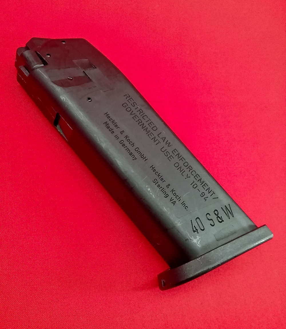 HK Heckler & Koch USP 40 S&W Full Size MAGAZINE 13rd BAN ERA LEO 10-94 RARE-img-0