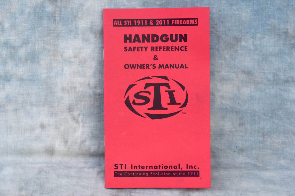 RARE STI 2011 DVC Carry 9mm-img-21