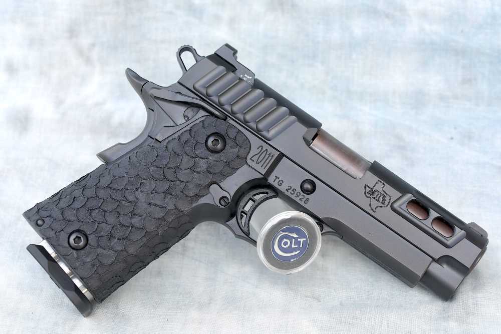 RARE STI 2011 DVC Carry 9mm-img-2