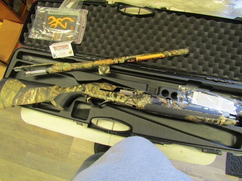 Browning 011741321 Maxus II Rifled Deer 12 Gauge with 22" Fully-Rifled Barr-img-1