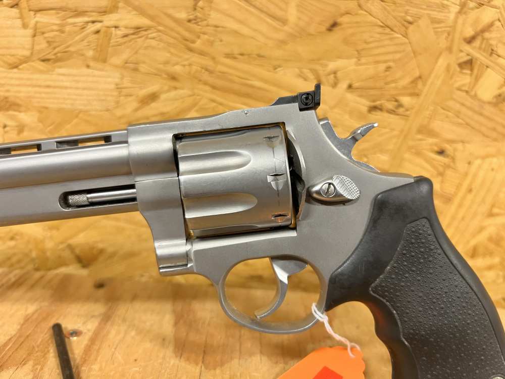 Taurus 608 357MAG 6.5" - NO CC FEES!-img-2